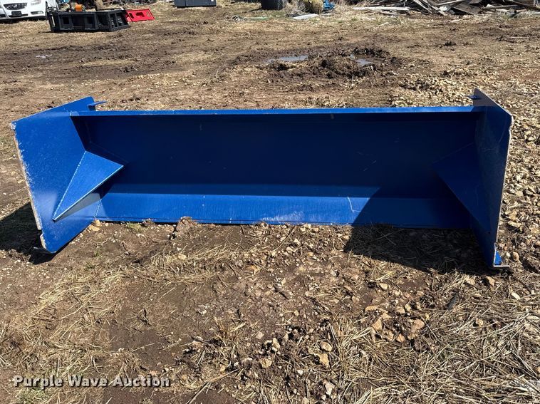 image for item EV7577 Skid steer snow pusher