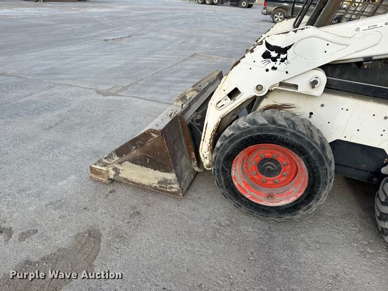 image for item EV7589 2008 Bobcat S175 skid steer loader