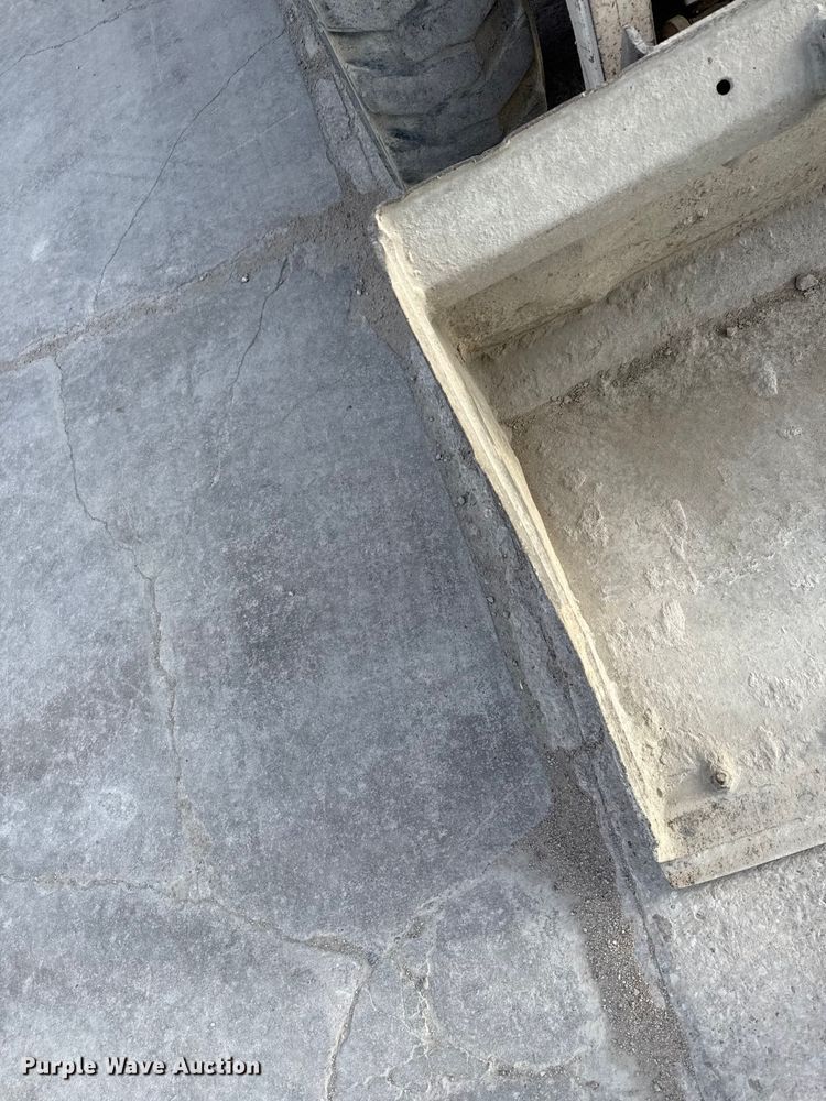 image for item EV7589 2008 Bobcat S175 skid steer loader