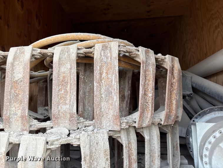 image for item EV7589 2008 Bobcat S175 skid steer loader