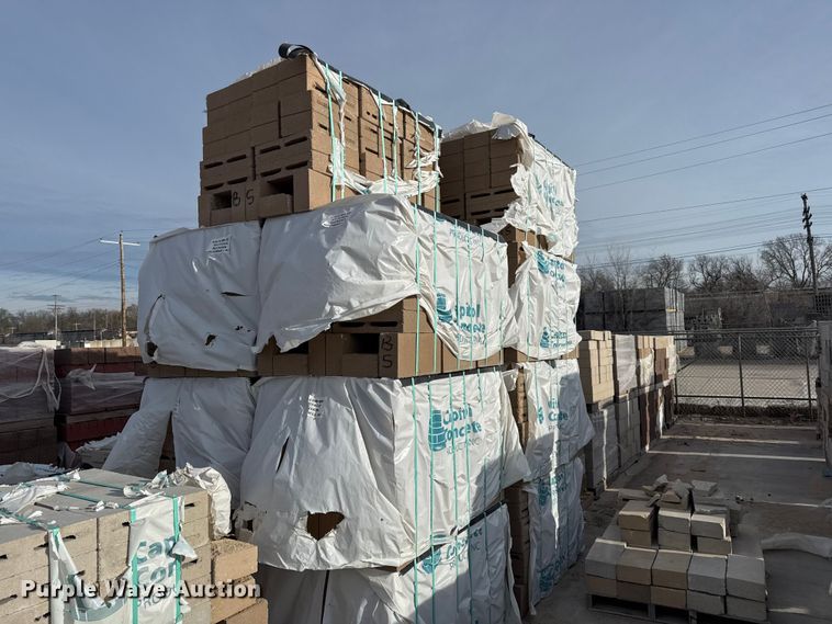 image for item EV7593 Concrete blocks