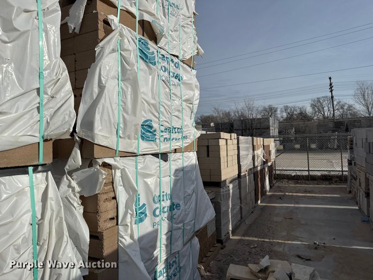 image for item EV7593 Concrete blocks