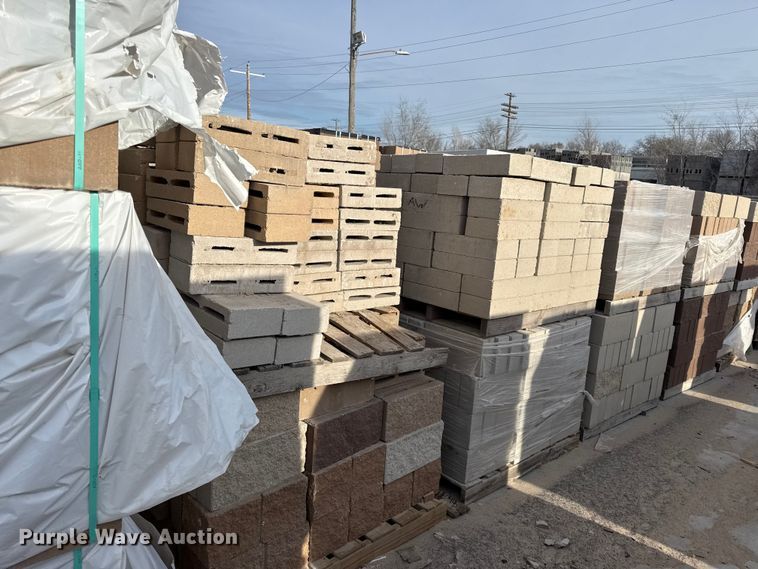 image for item EV7593 Concrete blocks