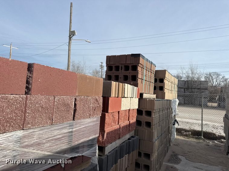 image for item EV7595 Building blocks