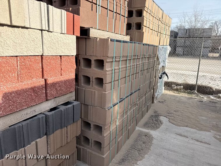 image for item EV7595 Building blocks