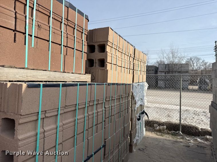 image for item EV7595 Building blocks