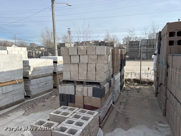 image for item EV7595 Building blocks