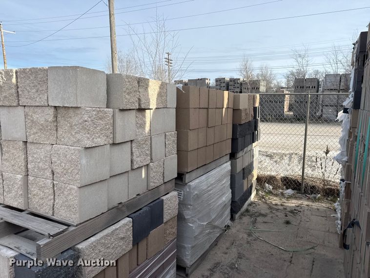 image for item EV7595 Building blocks