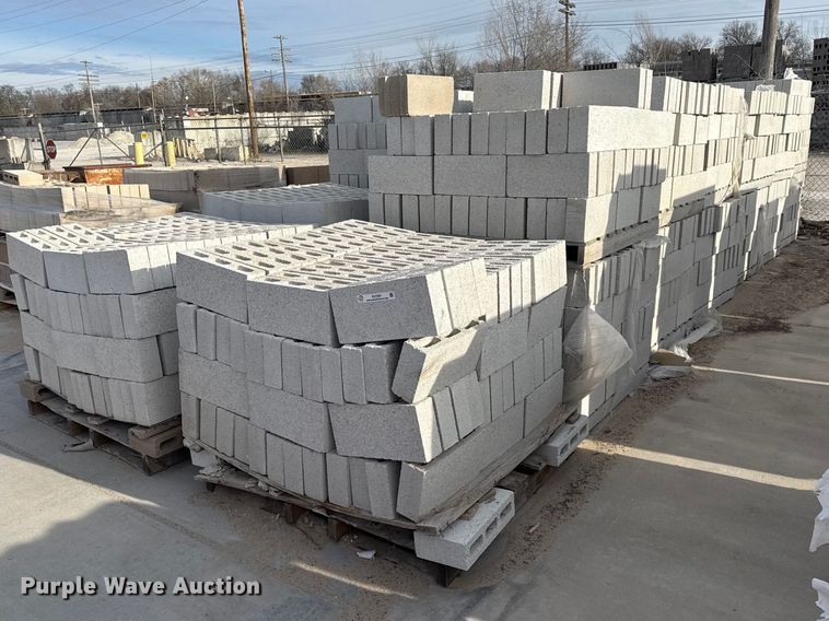 image for item EV7597 Concrete blocks