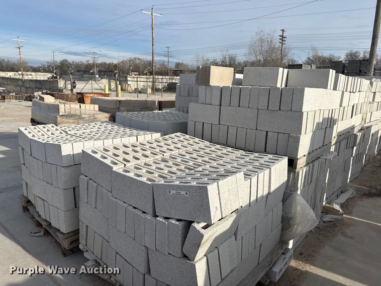 image for item EV7597 Concrete blocks