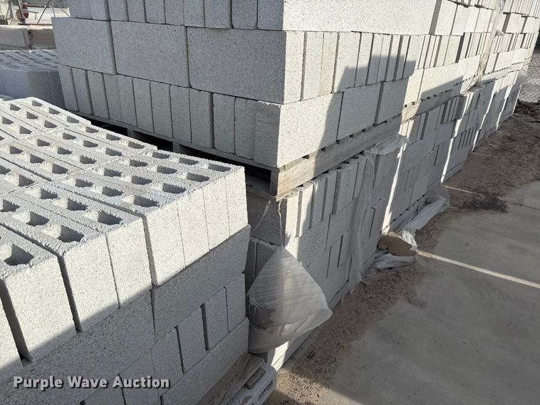 image for item EV7597 Concrete blocks