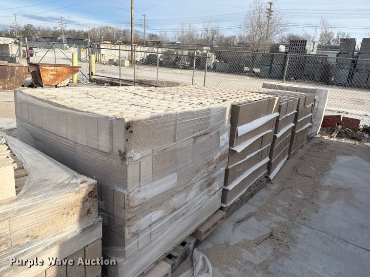 image for item EV7598 Concrete blocks