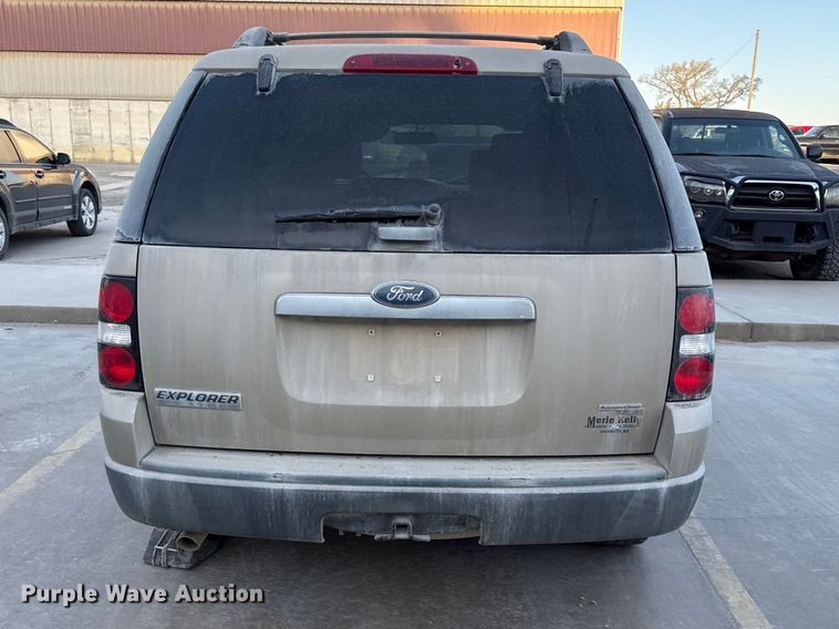 image for item EV7605 2006 Ford Explorer SUV