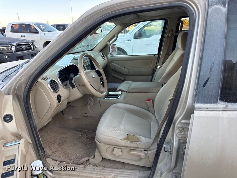 image for item EV7605 2006 Ford Explorer SUV