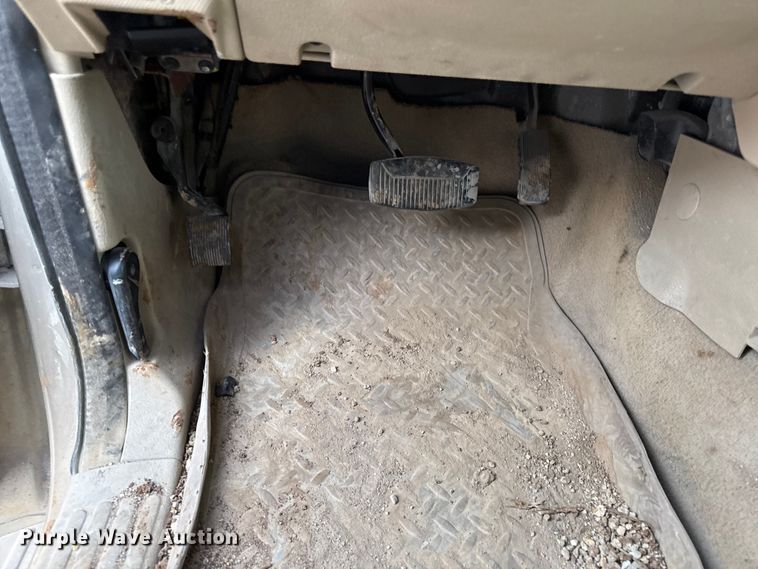 image for item EV7605 2006 Ford Explorer SUV