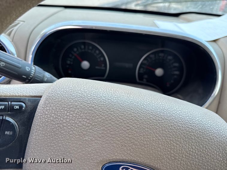 image for item EV7605 2006 Ford Explorer SUV