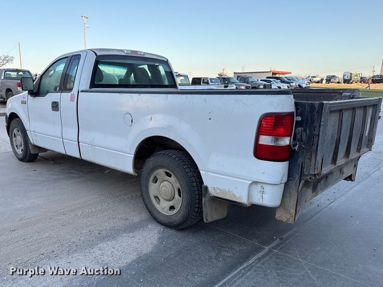image for item EV7606 2005 Ford F150 pickup truck