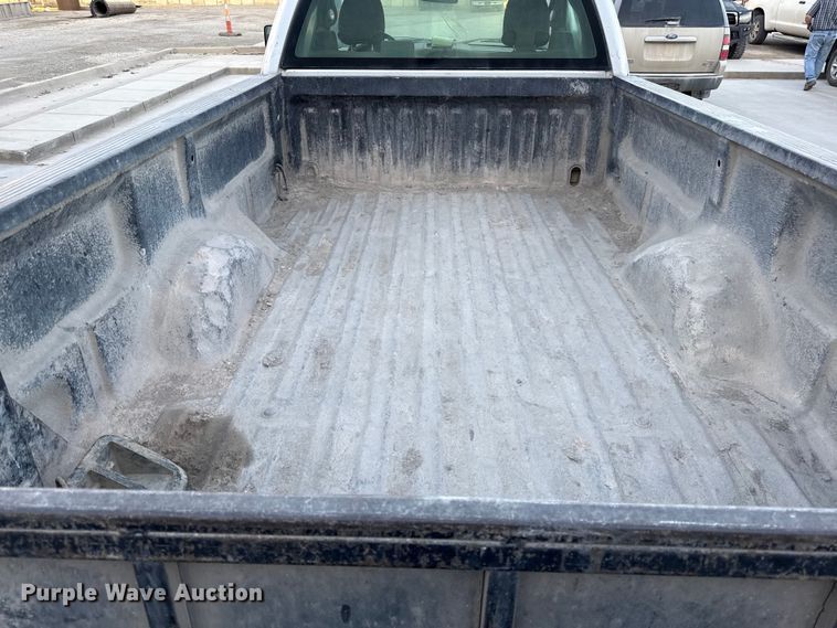 image for item EV7606 2005 Ford F150 pickup truck