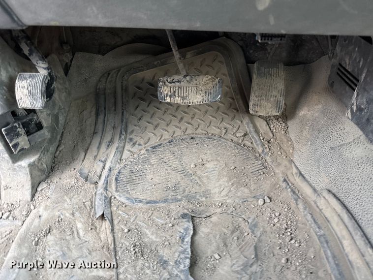 image for item EV7606 2005 Ford F150 pickup truck