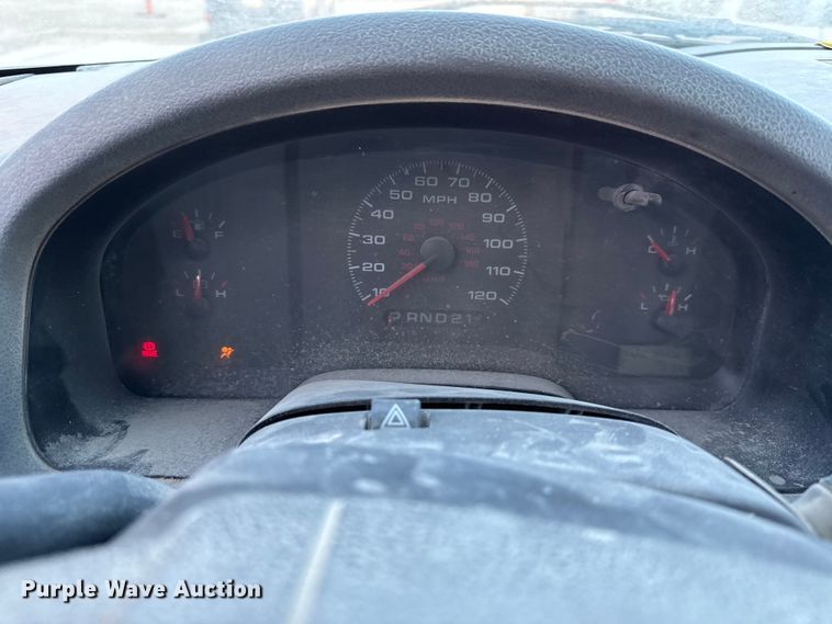 image for item EV7606 2005 Ford F150 pickup truck