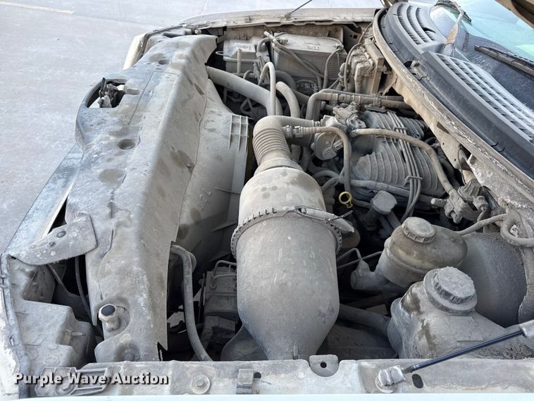 image for item EV7606 2005 Ford F150 pickup truck