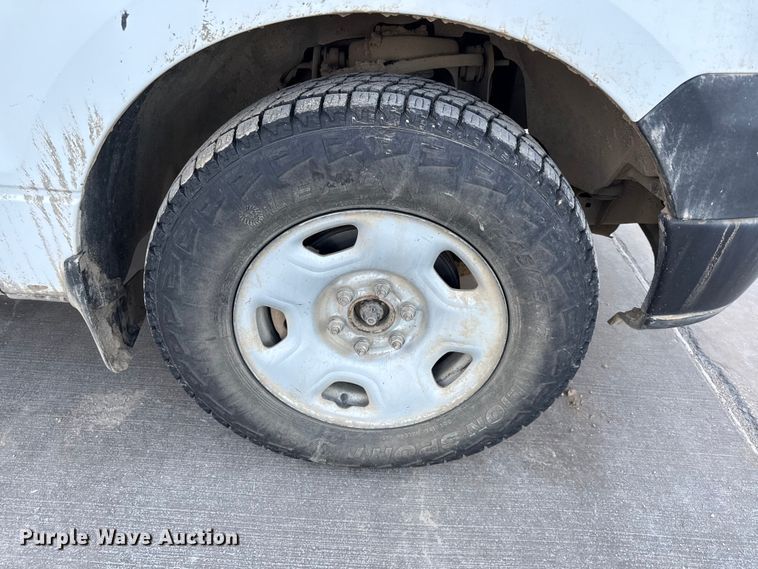 image for item EV7606 2005 Ford F150 pickup truck