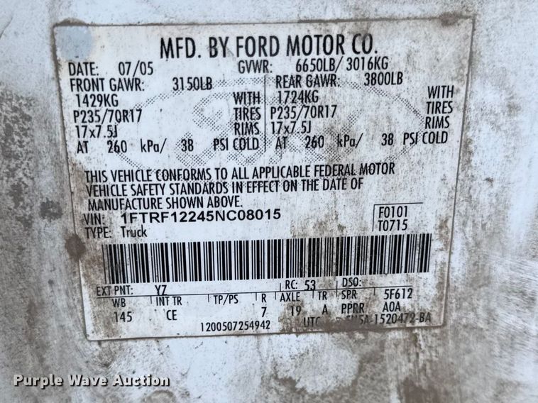 image for item EV7606 2005 Ford F150 pickup truck