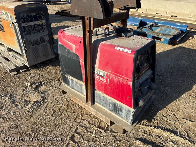 image for item EV7608 Lincoln Ranger 250 GXT welder