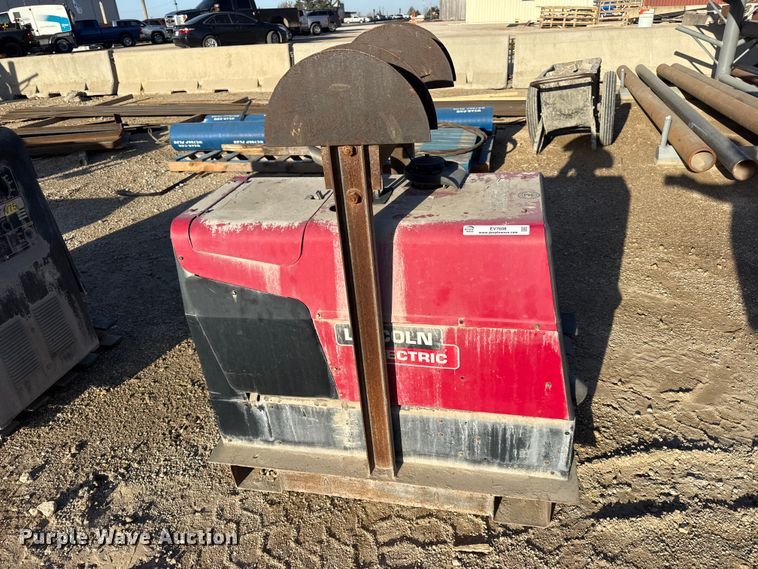 image for item EV7608 Lincoln Ranger 250 GXT welder