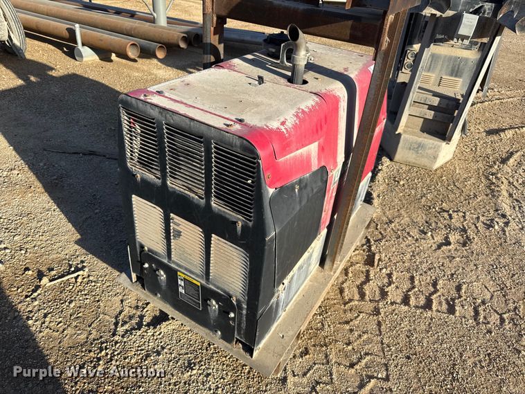 image for item EV7608 Lincoln Ranger 250 GXT welder