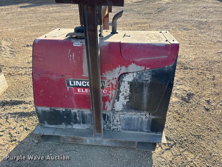 image for item EV7608 Lincoln Ranger 250 GXT welder