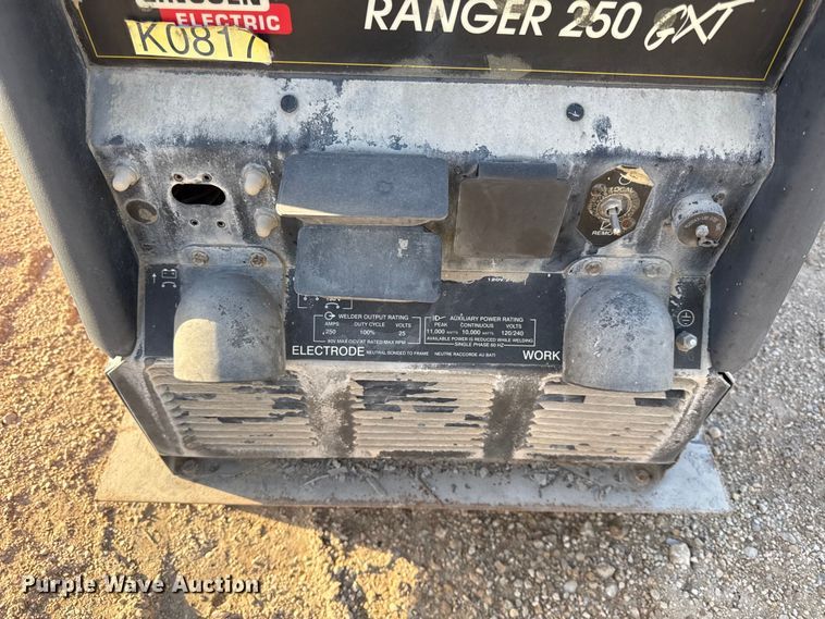 image for item EV7608 Lincoln Ranger 250 GXT welder