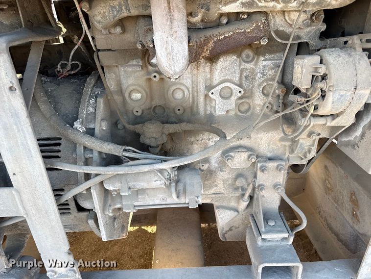 image for item EV7610 Lincoln SAM-400 welder