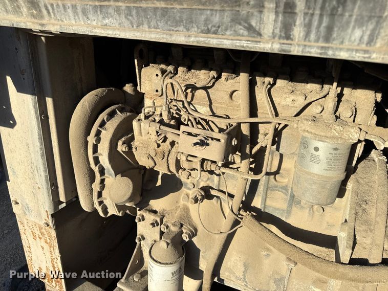 image for item EV7610 Lincoln SAM-400 welder