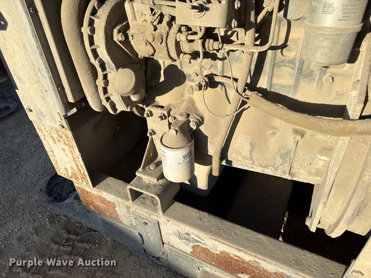 image for item EV7610 Lincoln SAM-400 welder