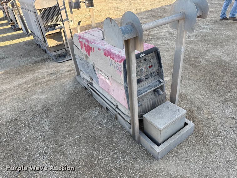 image for item EV7611 Lincoln welder