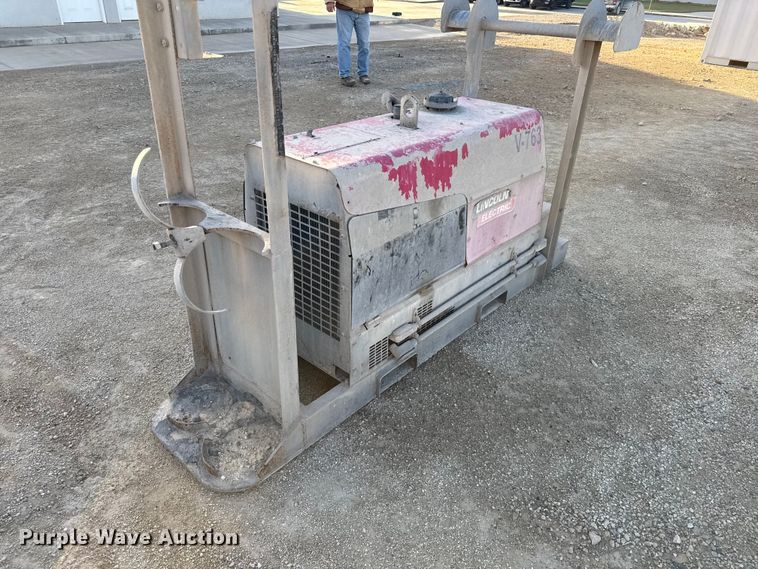 image for item EV7611 Lincoln welder