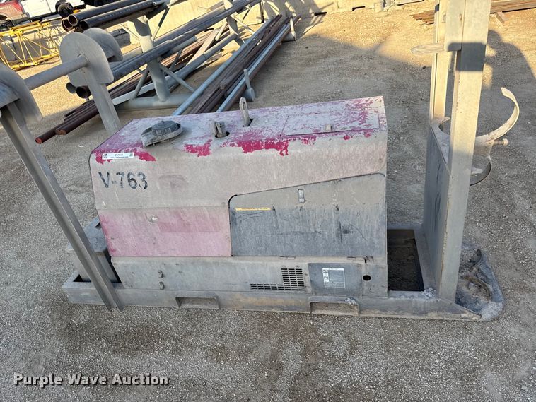 image for item EV7611 Lincoln welder