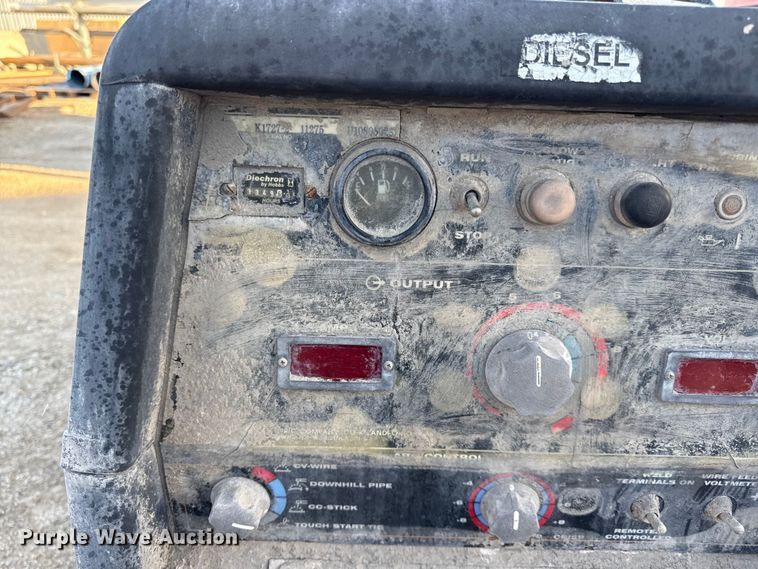 image for item EV7611 Lincoln welder