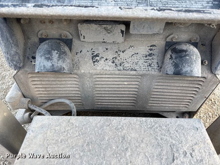 image for item EV7611 Lincoln welder