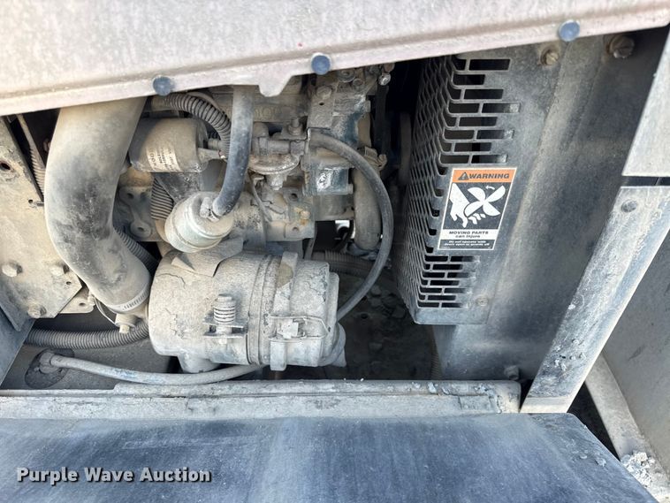 image for item EV7611 Lincoln welder