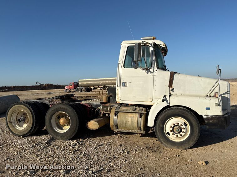 image for item EV7612 1991 White GMC semi truck