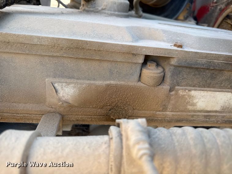 image for item EV7612 1991 White GMC semi truck