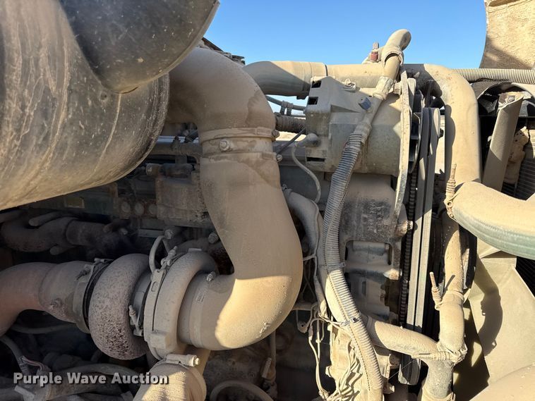 image for item EV7612 1991 White GMC semi truck