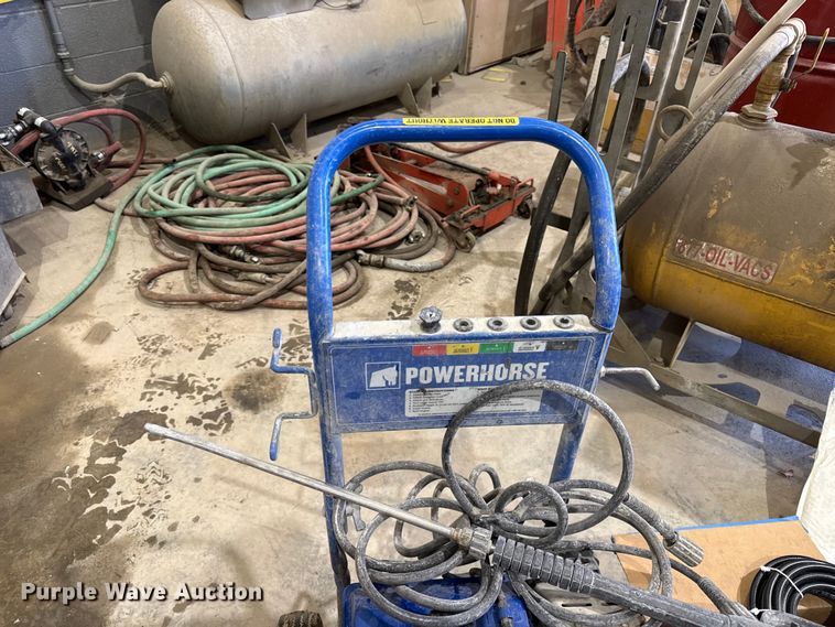 image for item EV7613 Powerhouse Pressure washer pressure washer