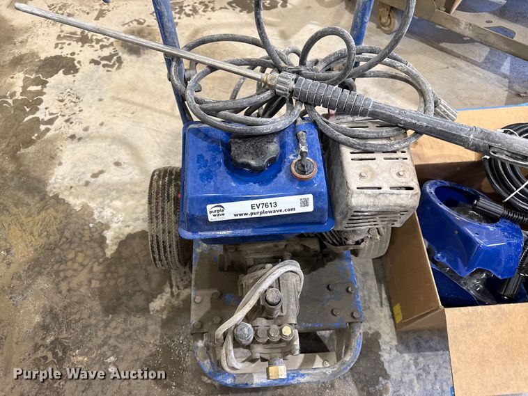 image for item EV7613 Powerhouse Pressure washer pressure washer