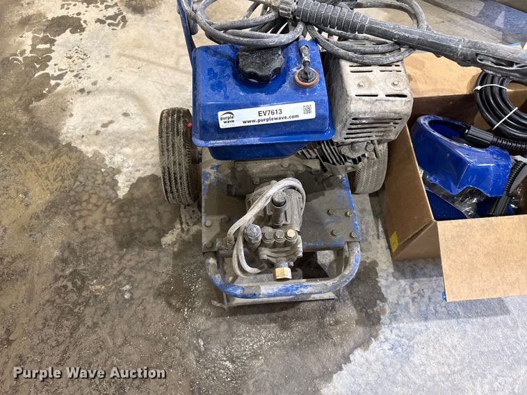 image for item EV7613 Powerhouse Pressure washer pressure washer