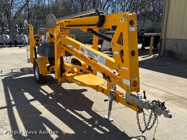 image for item EV7615 2022 Haulette 4527A boom lift
