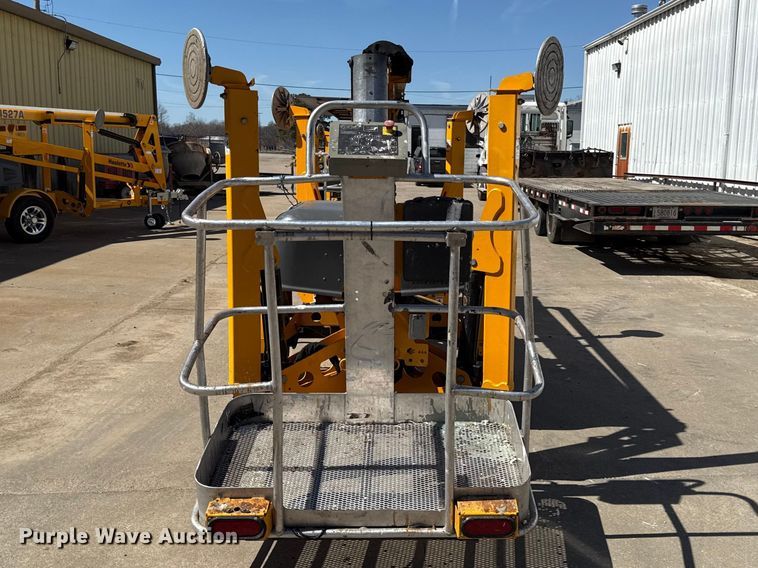 image for item EV7615 2022 Haulette 4527A boom lift