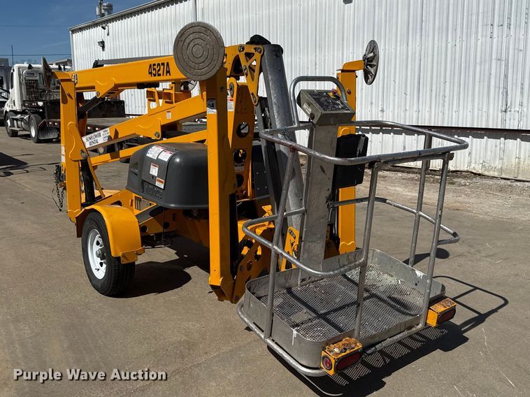 image for item EV7615 2022 Haulette 4527A boom lift